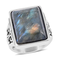 Malagasy Labradorite Ring in Stainless Steel
