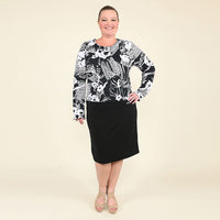 TAMSY Black and White Graphics Pattern Empire Dress - (S)