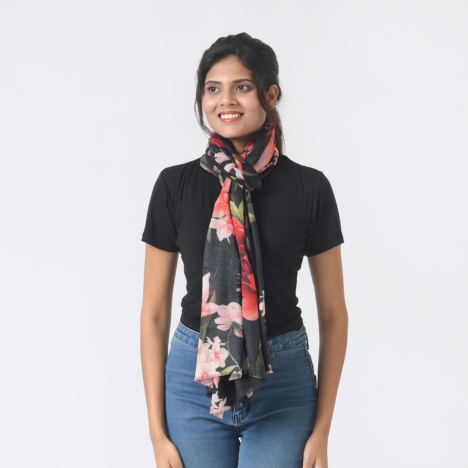 LA Marey, 100% Cashmere Scarf?