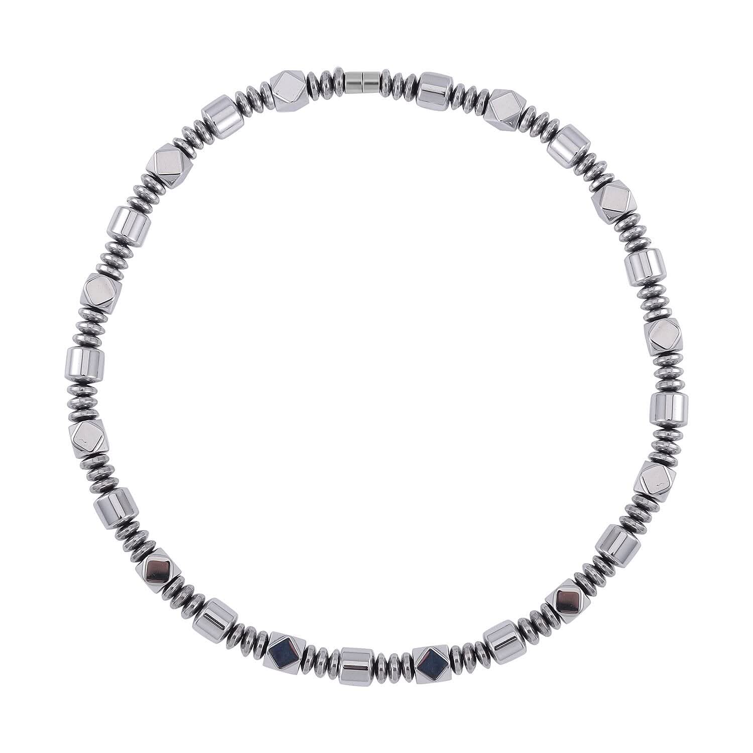 Silver Color Hematite Beaded Necklace 20 Inches in Silvertone 681.00 ctw