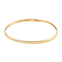 Italian 10K Yellow Gold 3.3mm Arrow Diamond-cut Bangle Bracelet (7.50 in) (2.60 g)