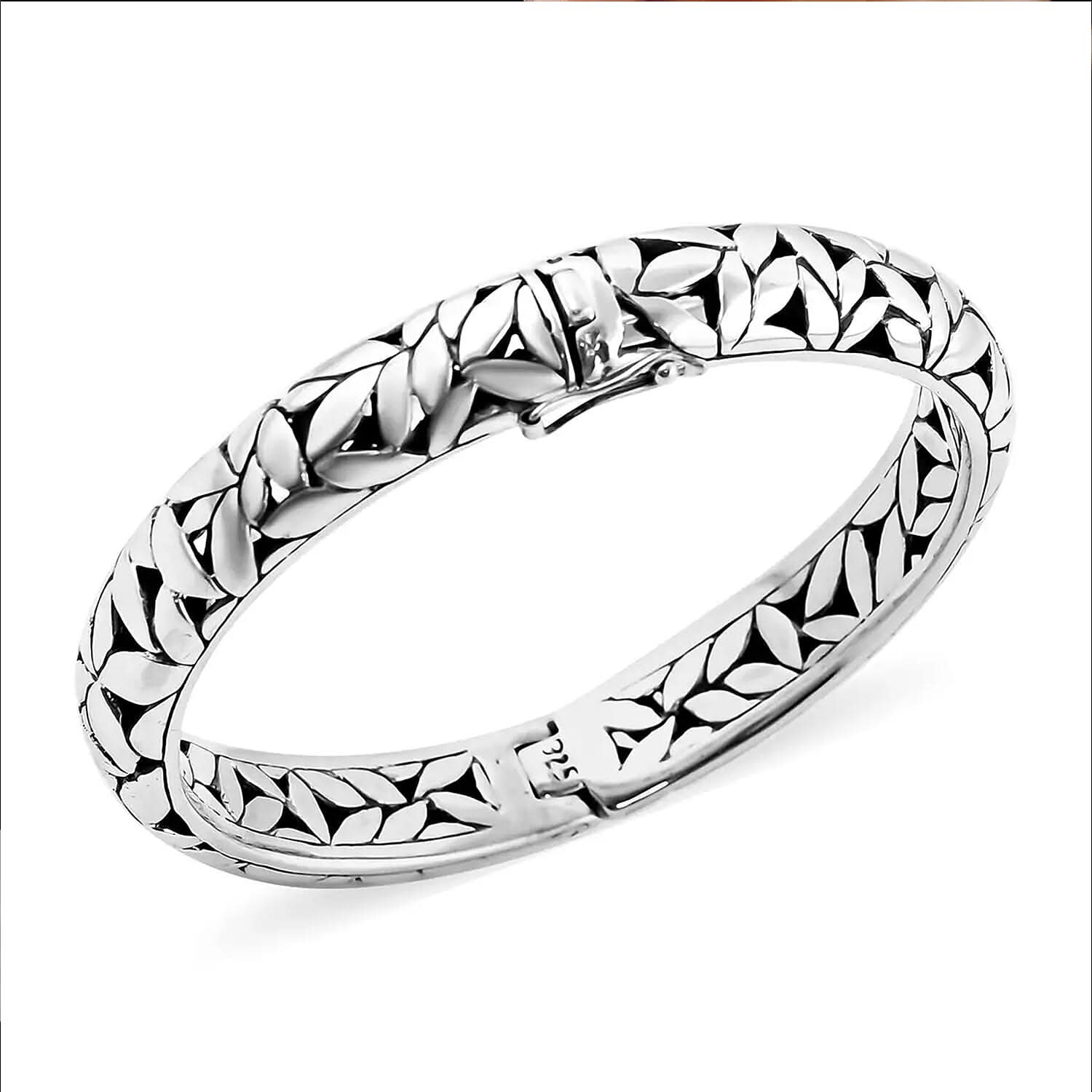 Bali Legacy Sterling Silver Floral Bangle Bracelet (6.50 In) (Del. in 7-10 Days) (27.75 g)