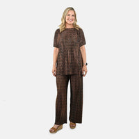 Brown Geometric Print Short-Sleeve Top (31.1"x29.9'') and Flowy Wide-Leg Pants (41.3'')