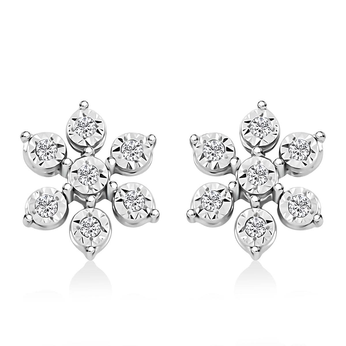 Diamond 0.10 ctw Stud Earrings in Sterling Silver