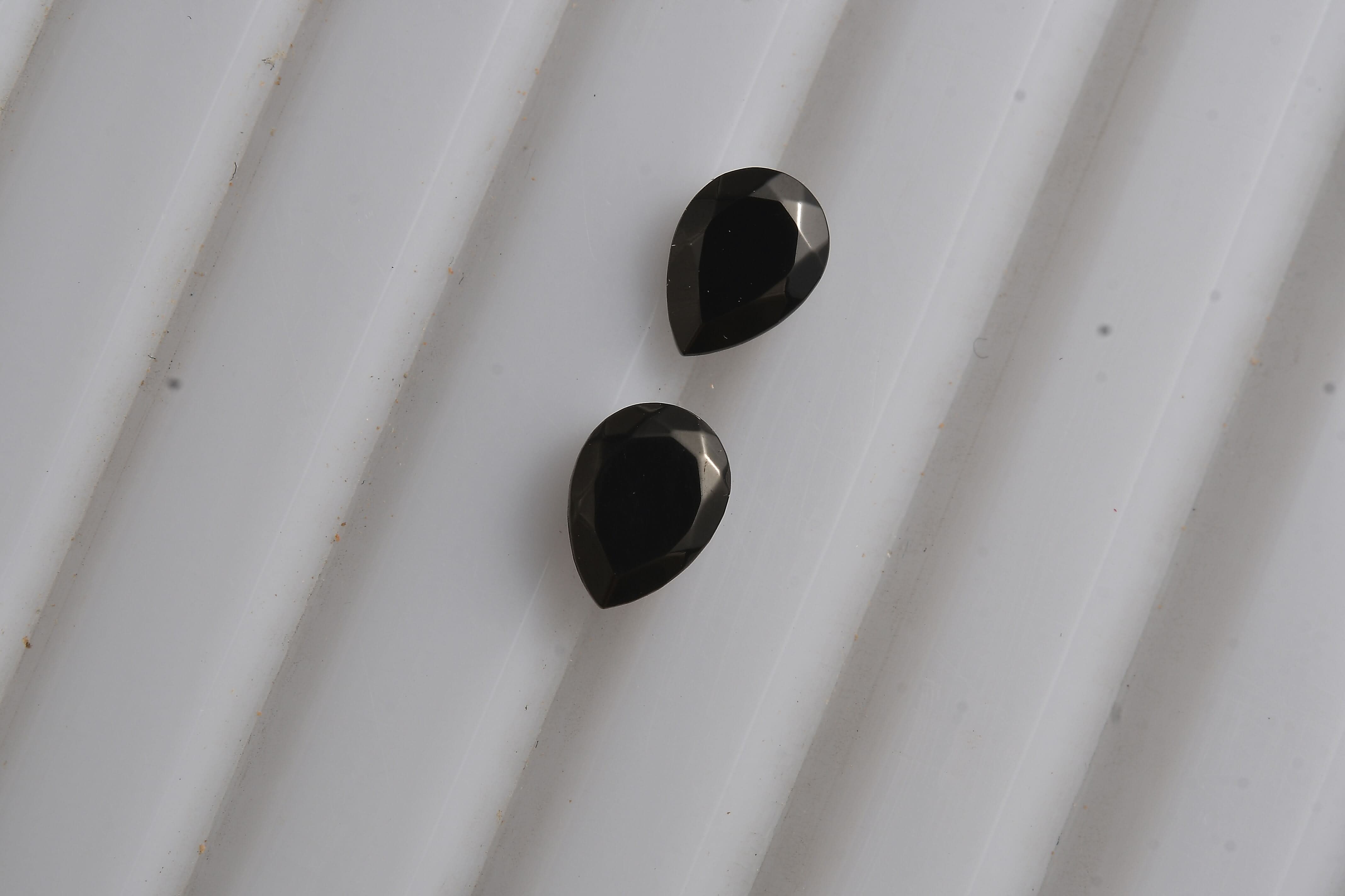 Set of 2 Elite Shungite (Pear 7x5 mm) 0.67 ctw Loose Gemstone