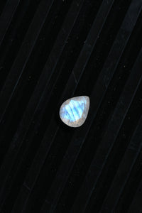 AA Rainbow Moonstone (Pear 10x8 mm) 1.90 ctw Loose Gemstone