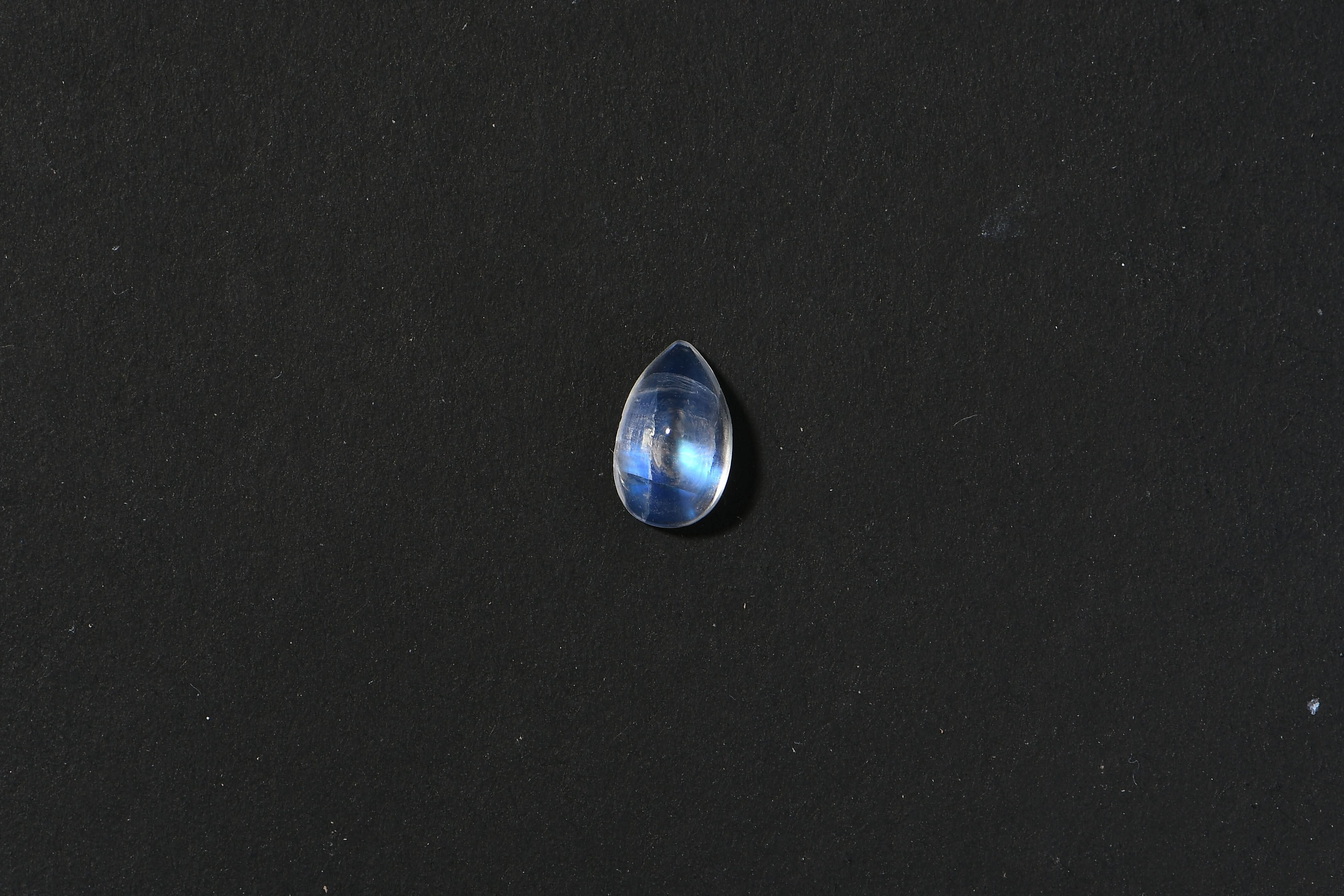 Rainbow Moonstone (Pear 8x5 mm) 0.88 ctw Loose Gemstone