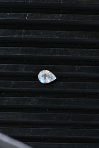 Rainbow Moonstone (Pear 8x5 mm) 0.86 ctw Loose Gemstone