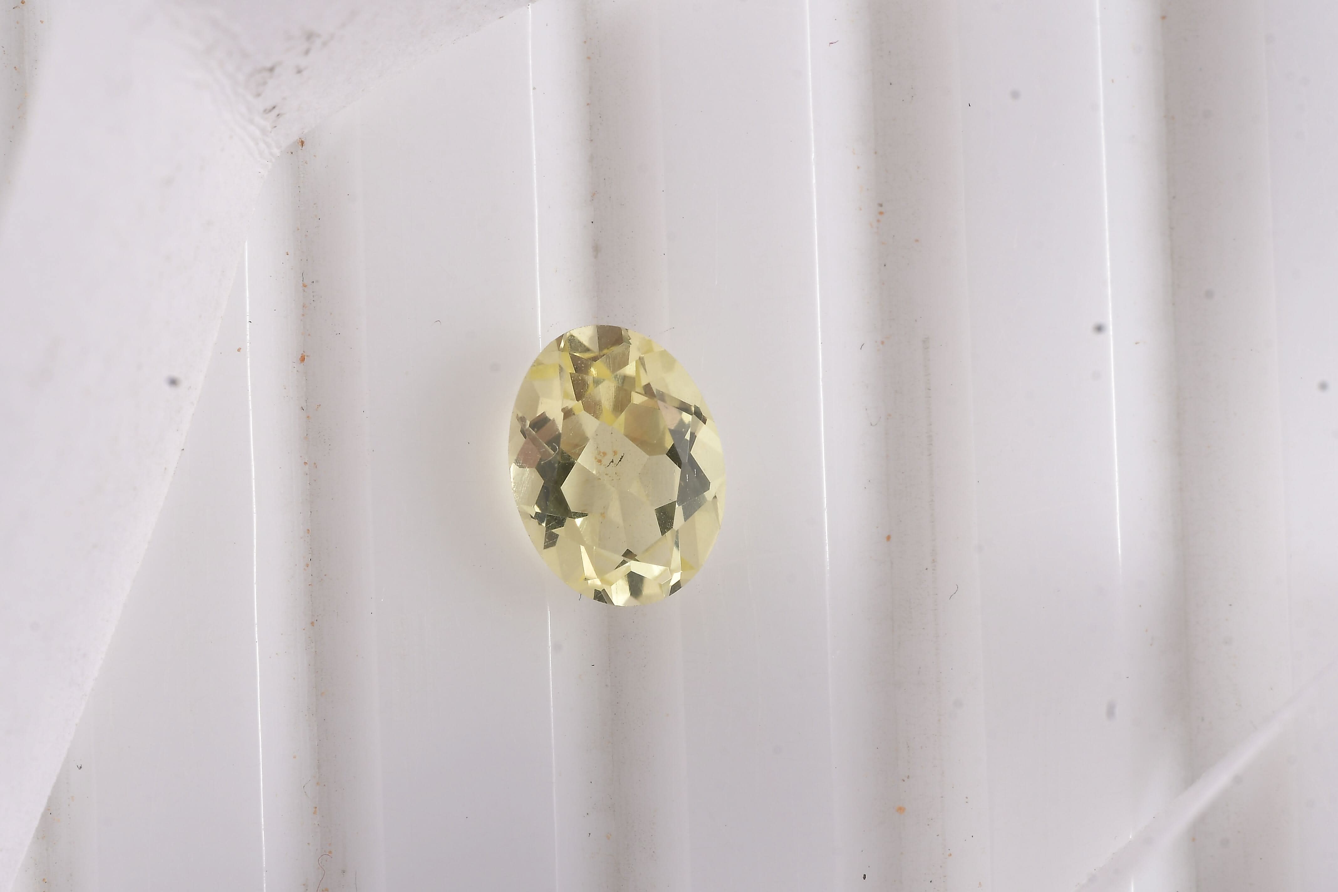Green Gold Quartz (Ovl 8x6 mm) 1.02 ctw Loose Gemstone