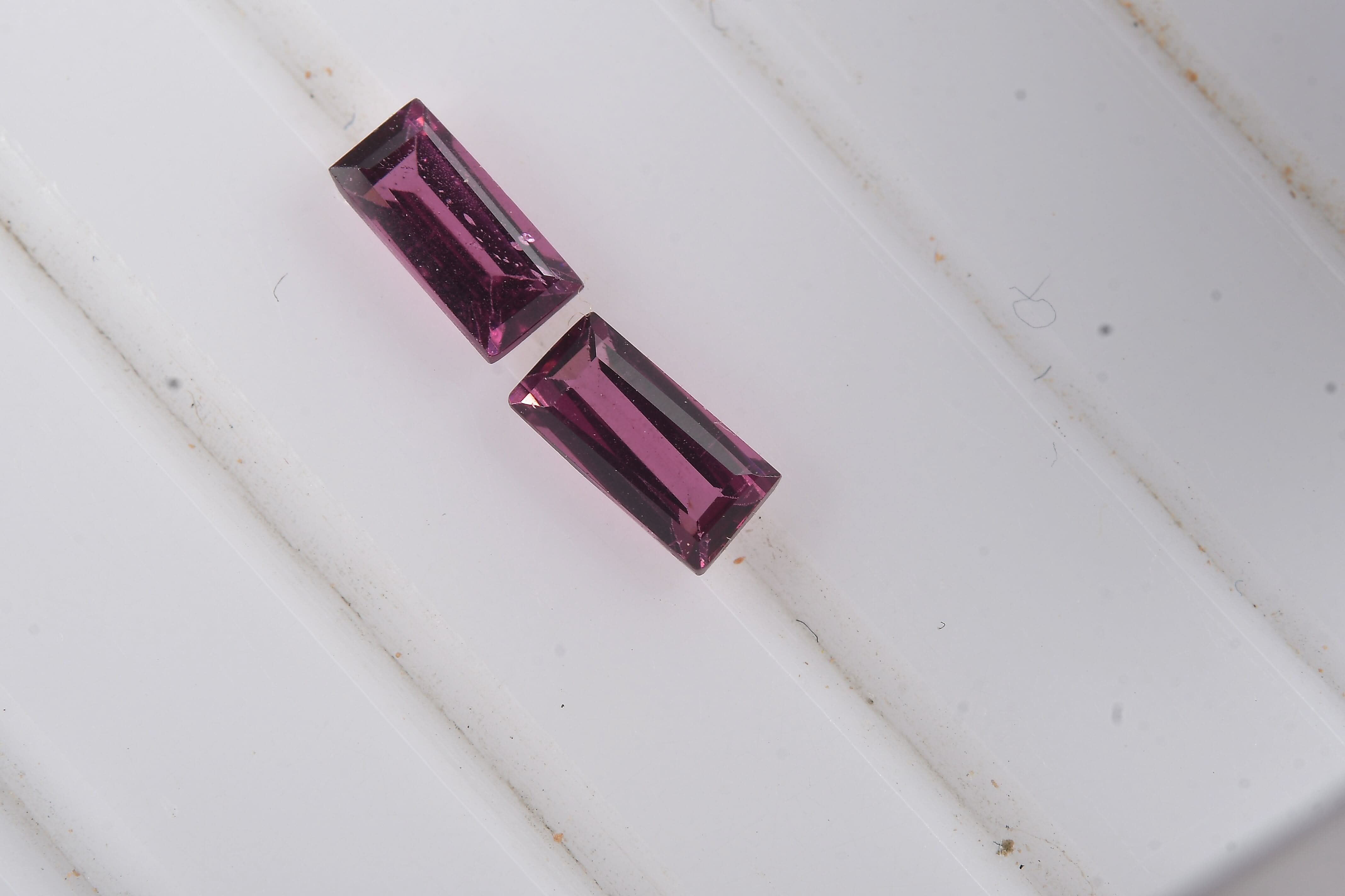 Orissa Rhodolite Garnet (Bgt 5x2.5 mm) 0.50 ctw Loose Gemstone