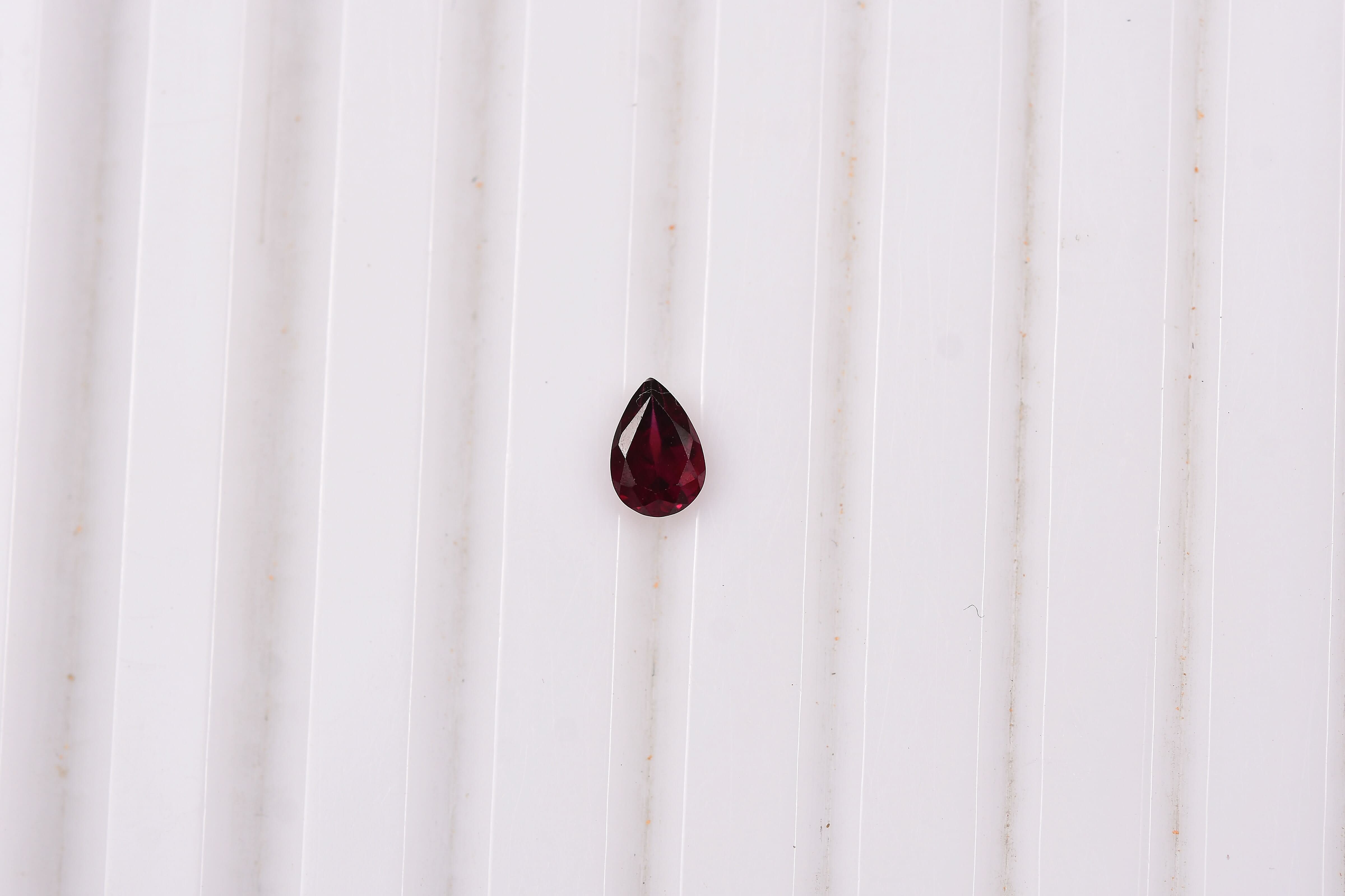 AAA Orissa Rhodolite Garnet (Pear 6x4 mm) 0.55 ctw Loose Gemstone