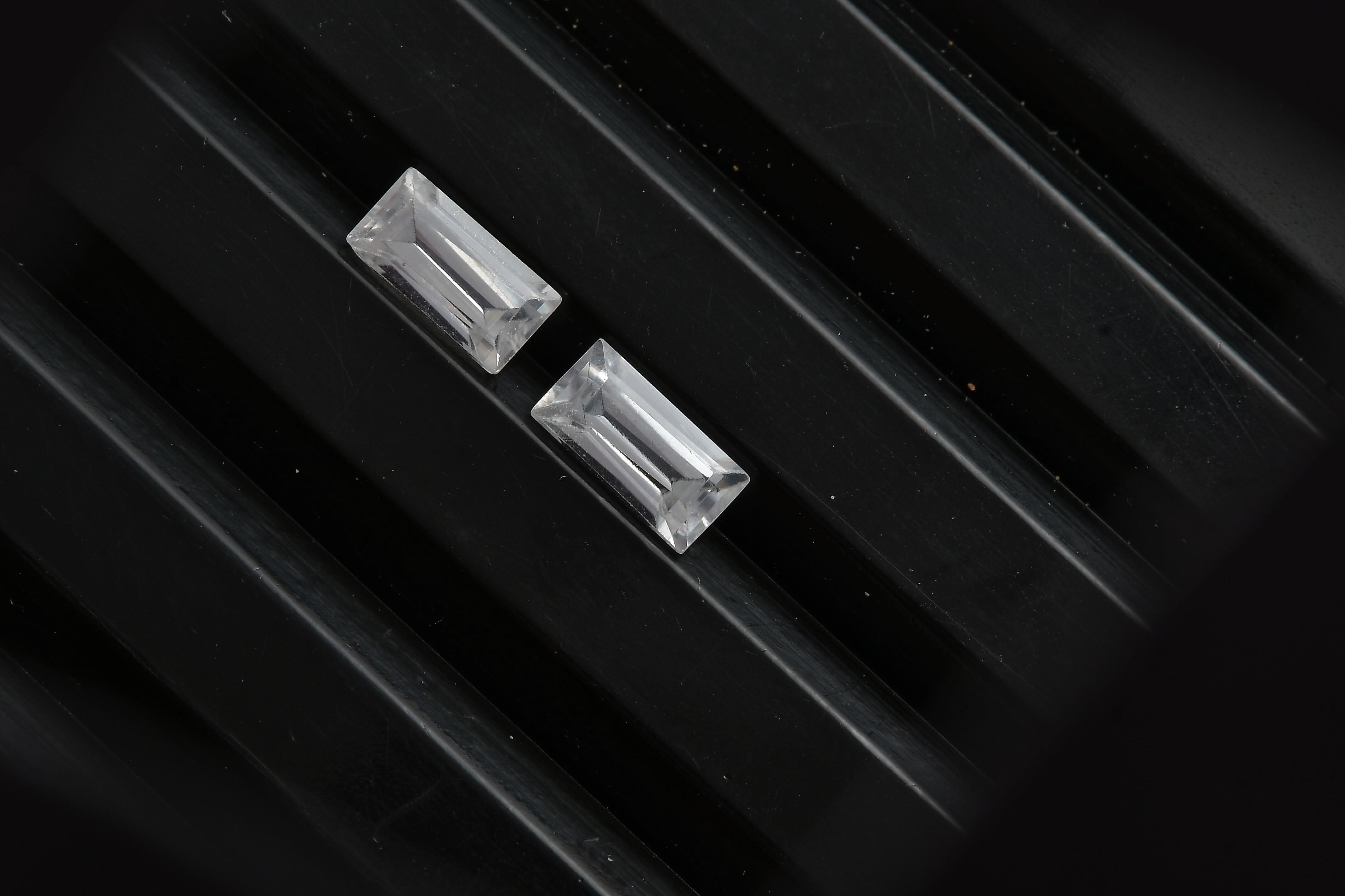 White Zircon (Bgt 5x2.5mm) 0.55 ctw Loose Gemstone
