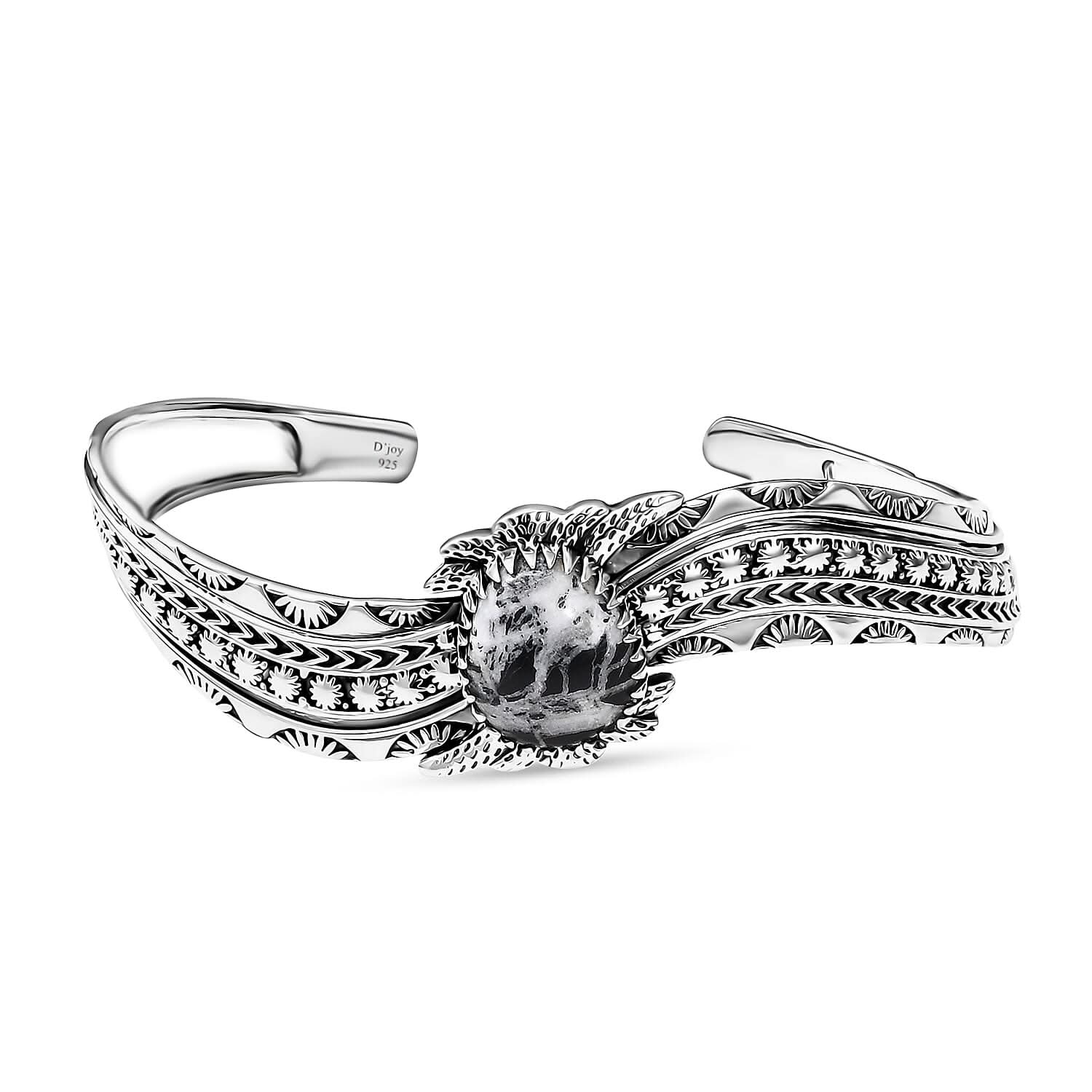 D'Joy Artisan Crafted White Buffalo 10.20 ctw Southwest Cuff Bracelet in Black Oxidized Sterling Silver (7.25 In)