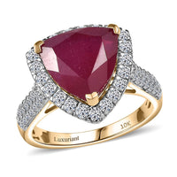 10K Yellow Gold AAA Niassa Ruby (FF), Luxuriant Lab Grown Diamond (E-F, VS) (0.87 cts) Ring (Size 10.0) 7.30 ctw