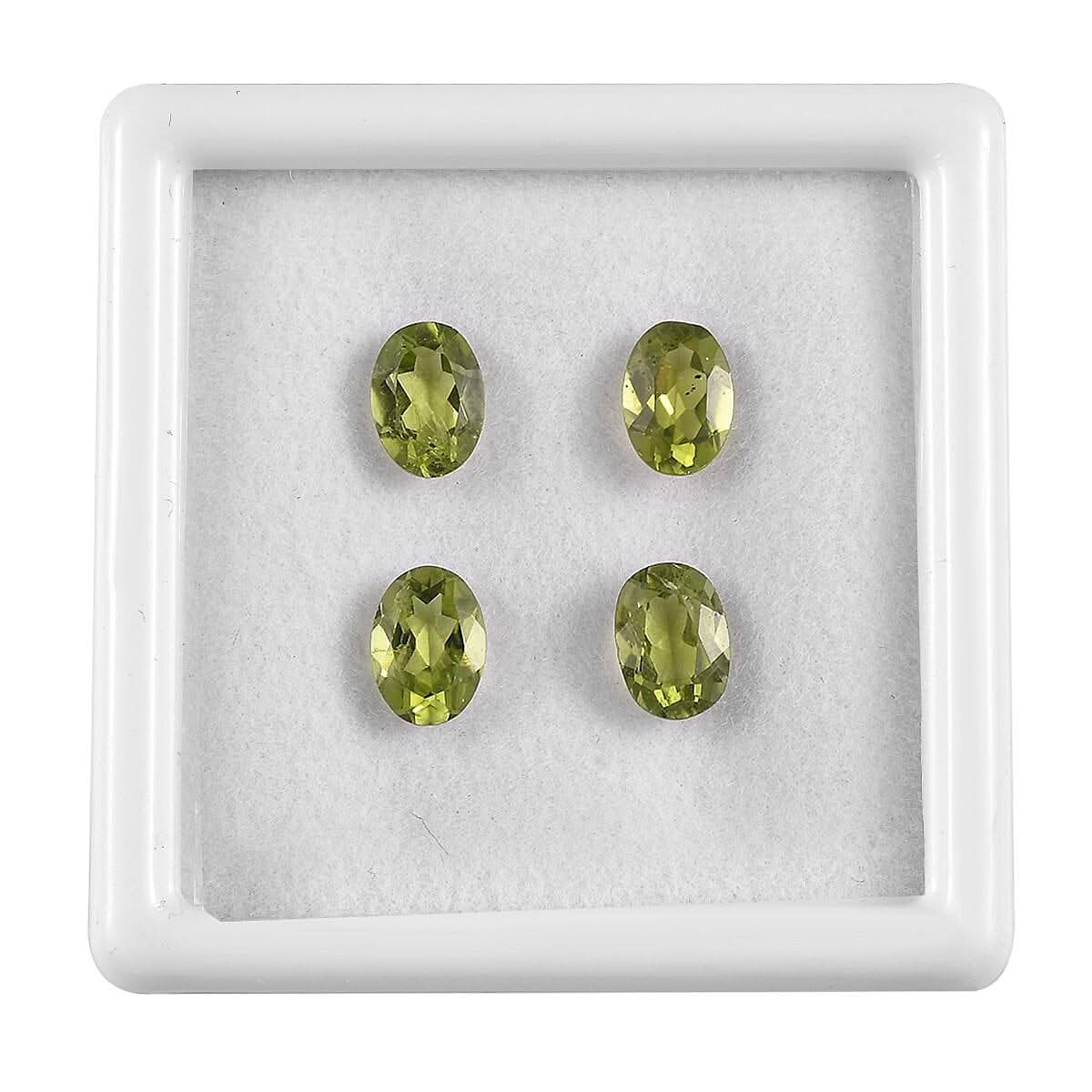 Peridot Set of 4 (Ovl 7x5 mm) 2.77 ctw Loose Gemstone