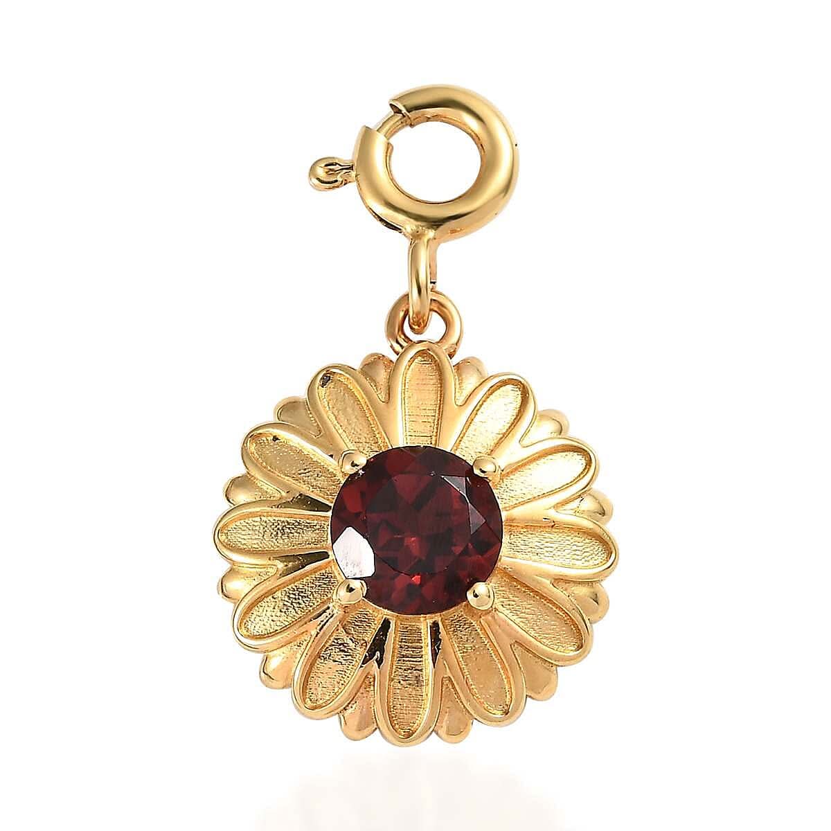 Mozambique Garnet Charm in Vermeil Yellow Gold Over Sterling Silver 1.00 ctw