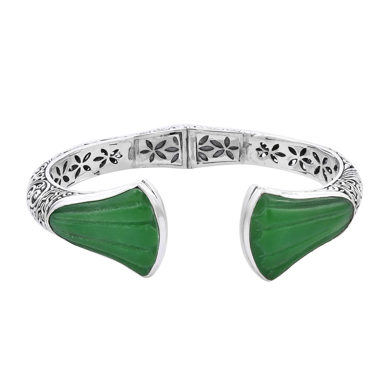 Bali Legacy Green Jade (D) Carved Cuff Bracelet in Sterling Silver (7.25 In) 46.00 ctw
